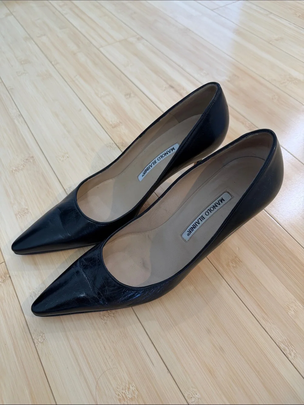 Manolo Blahnik classic black